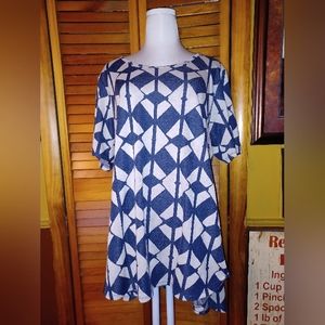 Lularoe checkered top size XL